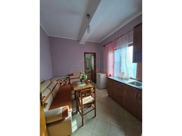 Mali Robit, shitet Vile ne plazh , 460 m² 650.000 € (Mali i Robit)