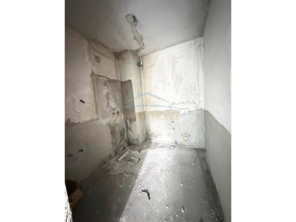 Tirane, shitet apartament 2+1 Kati 1, 124 m² 220.000 € (Liqeni i Thate)