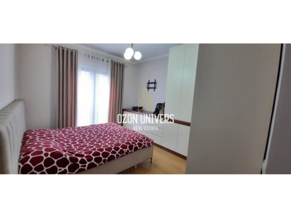 Tirane, shitet apartament 2+1+Ballkon Kati 6, 107 m² 213.000 € (Green City Residence)
