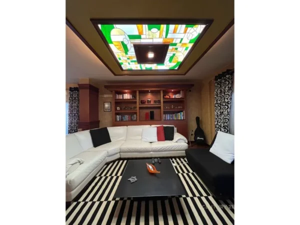 Tirane, shitet apartament 3+1+Aneks+Ballkon Kati 3, 202 m² 530.000 € 