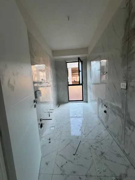 Tirane, shes apartament 3+1+Ballkon Kati 1, 180 m² 207.800 € (Astir)