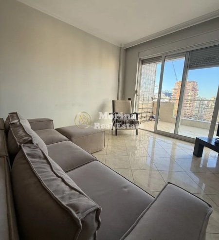 Tirane, jepet me qera apartament 2+1 Kati 9, 100 m² 850 € (Blloku)