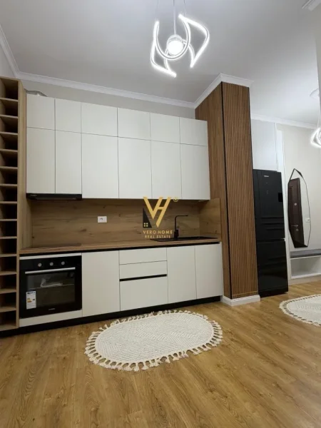 Tirane, shitet apartament 1+1 Kati 2, 77 m² 130.000 € (ASTIR VILA L)
