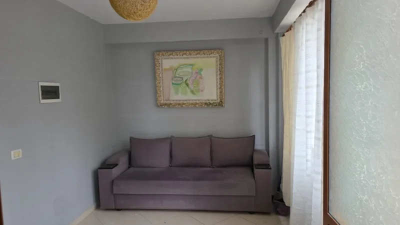 Tirane, jepet me qera shtepi 2+1 Kati 1, 70 m² 450 € (Xhamllik prane Shkolles Hasan Prishtina)