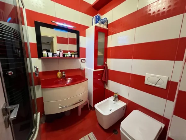 Tirane, jepet me qera apartament 2+1+Aneks+Ballkon Kati 8, 100 m² 580 € (Rr. Don Bosko te shk Qazim Turdiu)