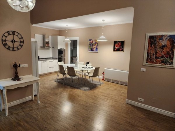 Tirane, jepet me qera Vile 3+1 , 2.000 € (MJULL BATHORE)