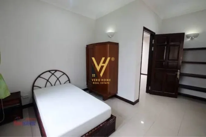 Tirane, jepet me qera apartament 2+1+Aneks+Ballkon Kati 5, 85 m² 625 € (BULEVARDI ZOGU I PARE)