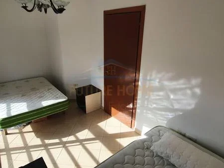 Tirane, shitet apartament 2+1 Kati 4, 110 m² 154.000 € (ALIDEMI)