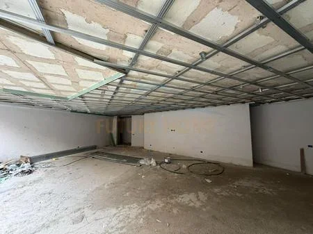 Tirane, shitet apartament 2+1 Kati 1, 124 m² 220.000 € (LIQENI I THATE)