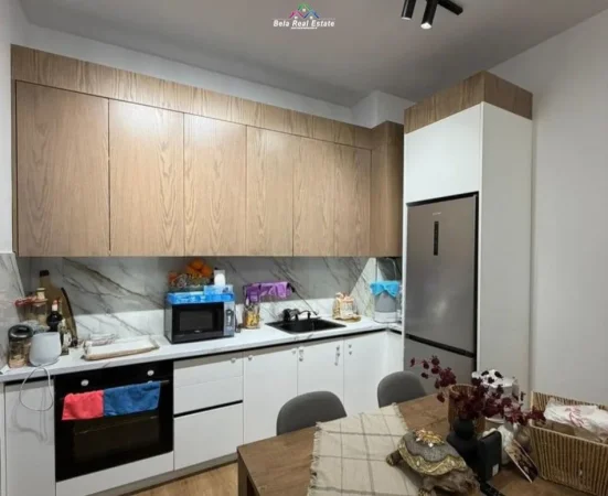 Tirane, shes apartament 1+1 Kati 7, 53 m² 105.000 € (Rruga Pasho Hysa)
