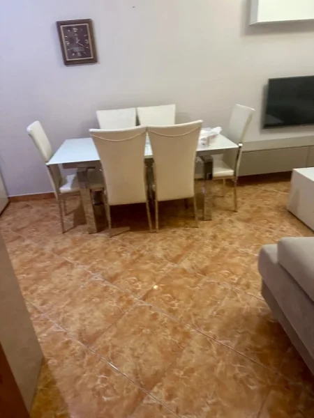 Tirane, jepet me qera apartament 2+1+Ballkon Kati 3, 100 m² 600 € (Panorama)