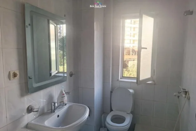 Tirane, shes apartament 2+1 Kati 4, 62 m² 115.000 € (Rruga Idriz Dollaku)
