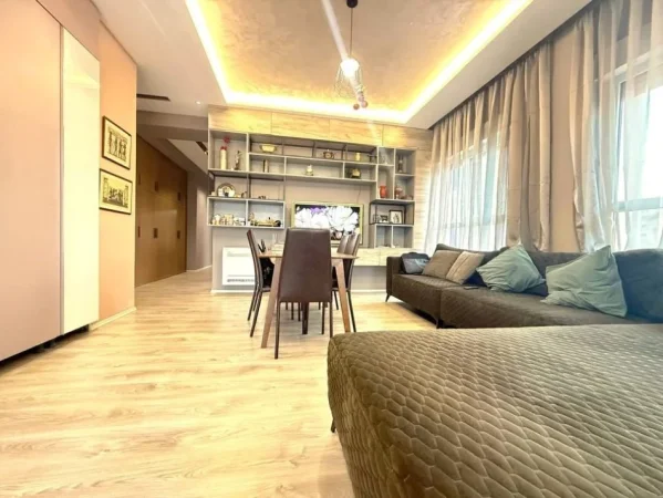 Tirane, shitet apartament 2+1 , 115 m² 185.000 € (Mangalemi)