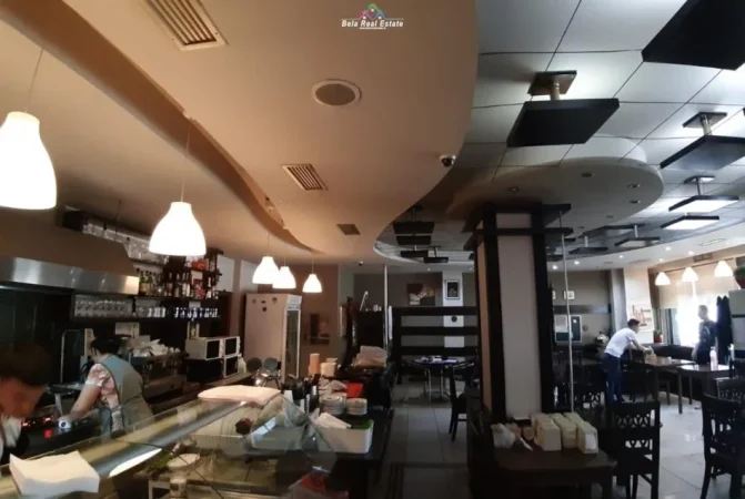 Tirane, jepet me qera lokal Kati 0, 155 m² 1.400 € (Rruga Pandi Dardha)