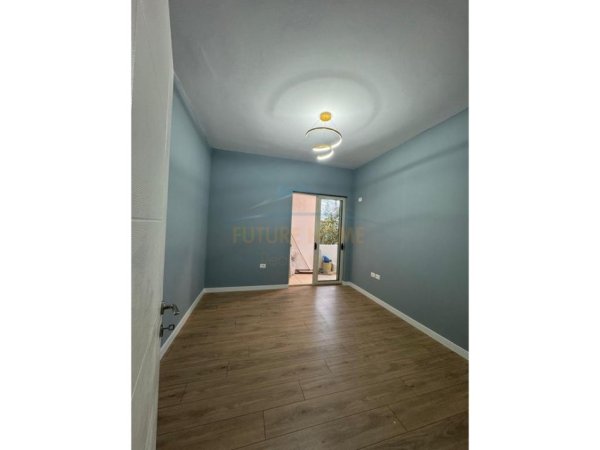 Tirane, shitet apartament 2+1+Ballkon Kati 1, 98 m² 135.000 € (Fresk)