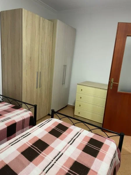 VASIL SHANTO 1+1 ME QIRA