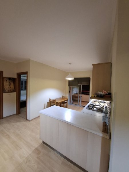 Tirane, shitet apartament 2+1+Ballkon Kati 5, 94 m² 