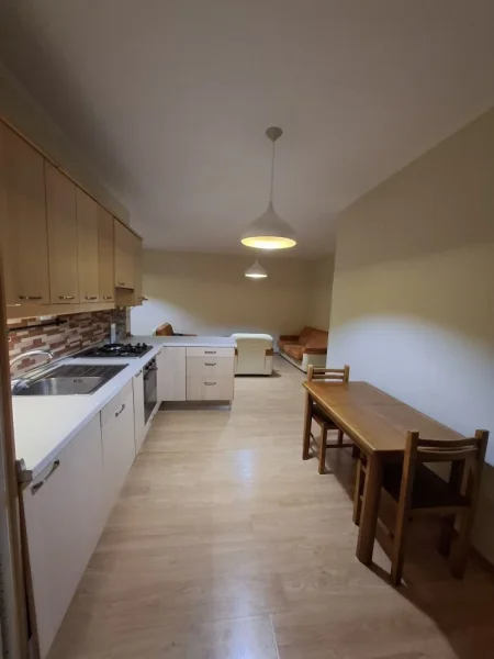 Tirane, shitet apartament 2+1+Ballkon Kati 5, 94 m² 