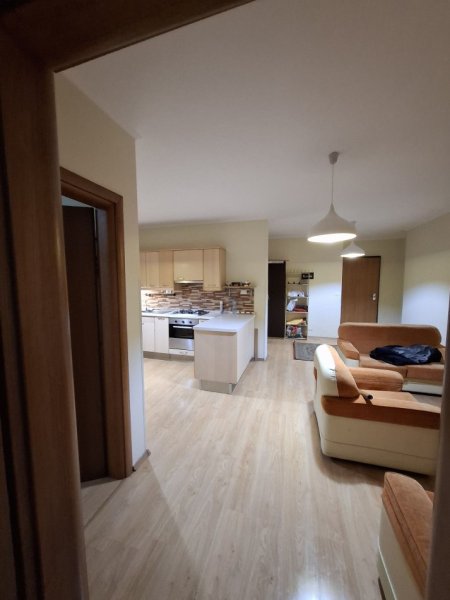 Tirane, shitet apartament 2+1+Ballkon Kati 5, 94 m² 