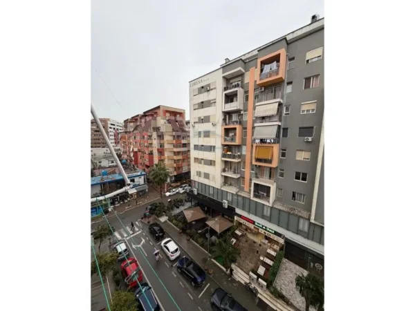 Tirane, jepet me qera apartament 2+1 Kati 5, 83 m² 500 € (Unaze e Re)