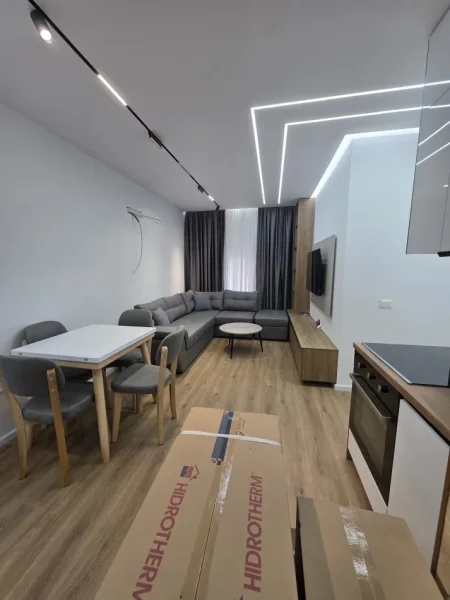 Tirane, jepet me qera apartament 2+1+Ballkon Kati 7, 70 m² 600 € (Rruga pasho hysa)