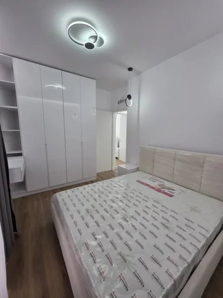 Tirane, jepet me qera apartament 2+1+Ballkon Kati 7, 70 m² 600 € (Rruga pasho hysa)