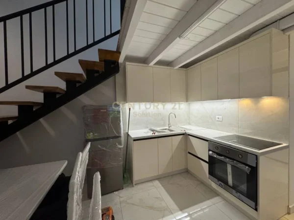 Tirane, jepet me qera apartament 1+1 Kati 1, 45 m² 400 € 