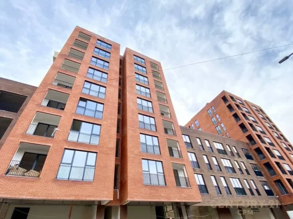 Tirane, shes apartament 1+1 Kati 3, 79 m² 130.000 € (Siri Kodra)