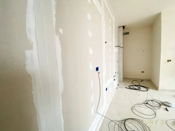 Tirane, shes apartament 1+1 Kati 3, 79 m² 130.000 € (Siri Kodra)