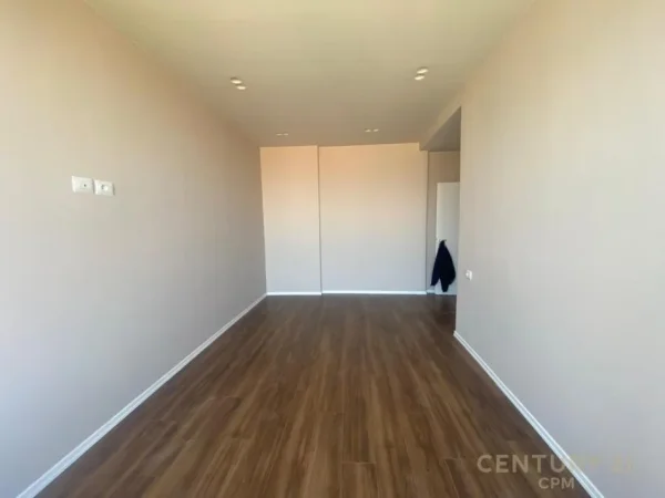 SELITE SHITET APARTAMENT 1+1 PAMJE HAPUR DREJT TIRANES