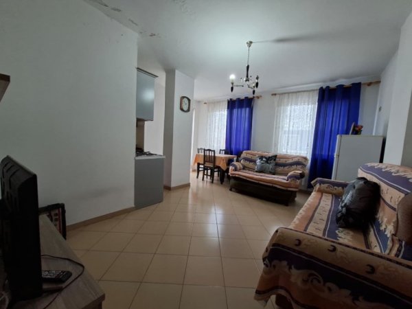 Jepet Me Qira : Apartament 1+1 & 1 BLLK (📍Kombinat / Sapor Lounge ) ✨️ E mobiluar / Pallat I Ri  40.000 Leke/Muaj