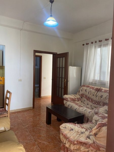 Tirane, jap me qera apartament 1+1 Kati 1, 50 m² 280 € (Rruga “Haxhi Isuf Banka”,Selite,Tirane)