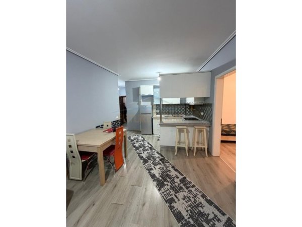 Tirane, jepet me qera apartament Kati 5, 72 m² 500 €
