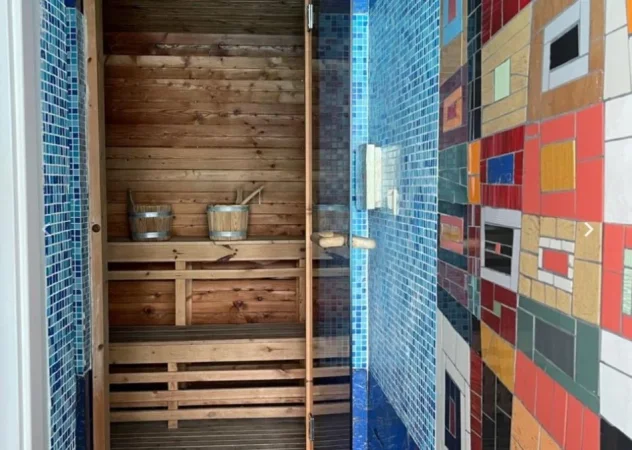 Tirane, jepet me qera ambjent biznesi , 1.811 m² (Kodra e Diellit 1)