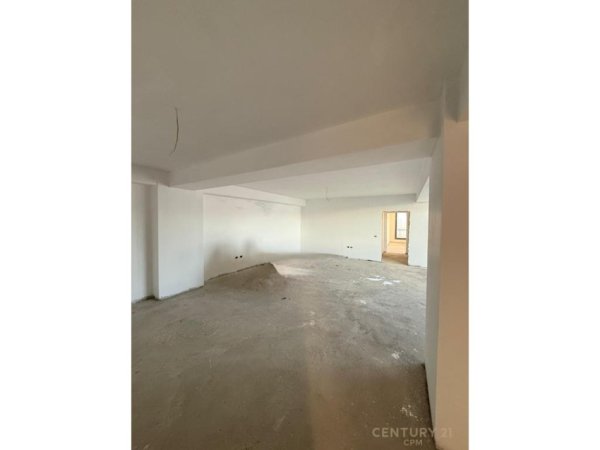 Tirane, shes apartament+verande | Penthouse 2+1+Aneks+Ballkon Kati 9, 355 m² 260.000 € 