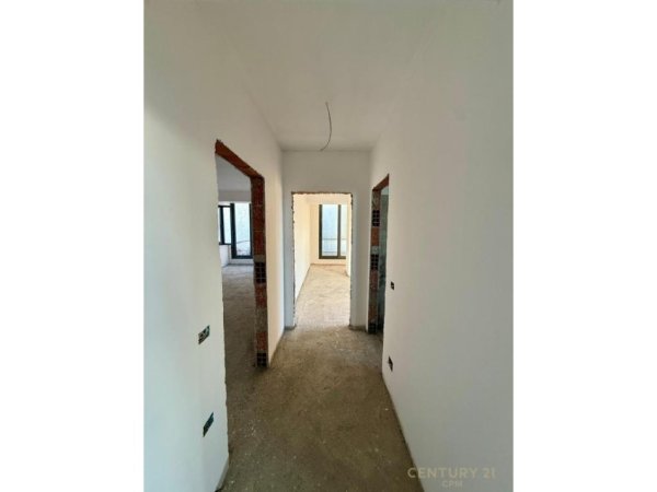 Tirane, shes apartament+verande | Penthouse 2+1+Aneks+Ballkon Kati 9, 355 m² 260.000 € 