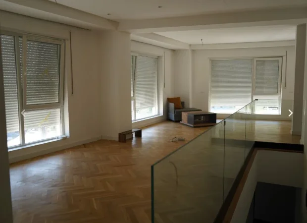 Tirane, jepet me qera Vile 2 Katshe , 211 m² (Kodra e Diellit 2, Rruga e Dashurise)