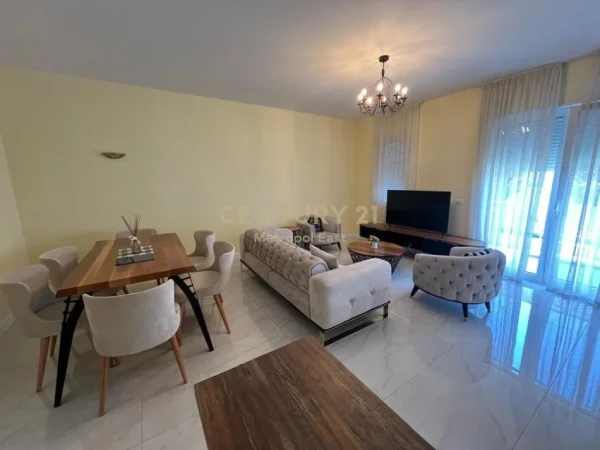 Tirane, jepet me qera apartament 1+1+Aneks+Ballkon , 74 m² 1.050 € (Joy Residence)
