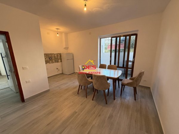 Vlore, shitet apartament 2+1+Ballkon Kati 0, 78.000 € (Rruga misto Mele)