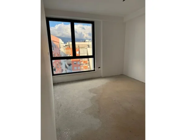 Tirane, shes apartament 2+1+Aneks+Ballkon Kati 5, 87 m² 170.000 € 