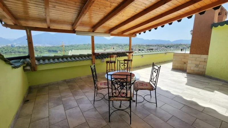 Tirane, shitet apartament+verande | Penthouse 3+1+Ballkon Kati 7, 360 m² 666.000 € (Liqeni Artificial i Tiranes)