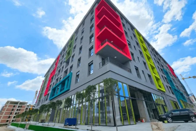 Tirane, shitet apartament 2+1+Ballkon Kati 4, 101 m² 111.800 € (Paskuqan)