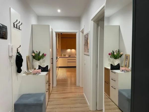 Tirane, shitet apartament 2+1+Ballkon Kati 2, 100 m² 229.000 € (Kodra e Priftit)