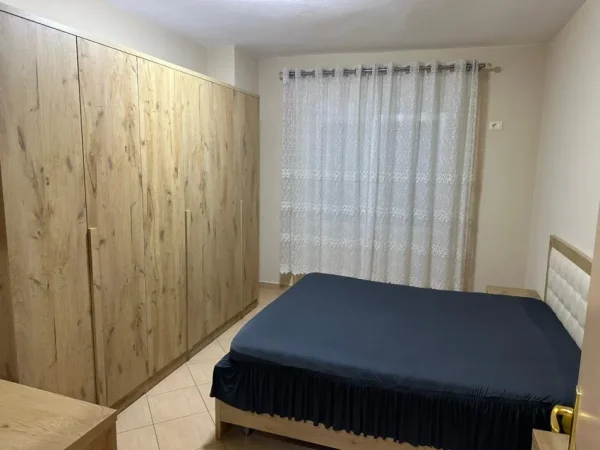Tirane, jepet me qera apartament 1+1 Kati 9, 74 m² 400 € (Astir)