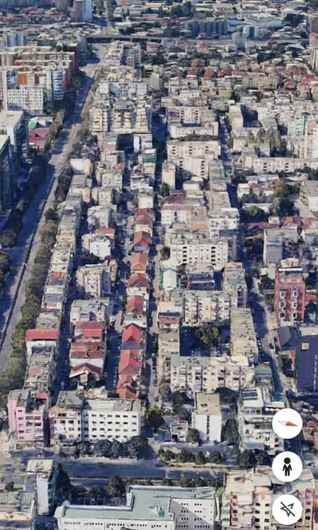 Tirane, shitet apartament 1+1+Ballkon Kati 1, 60 m² 120.000 € (Rruga e Kavajes)