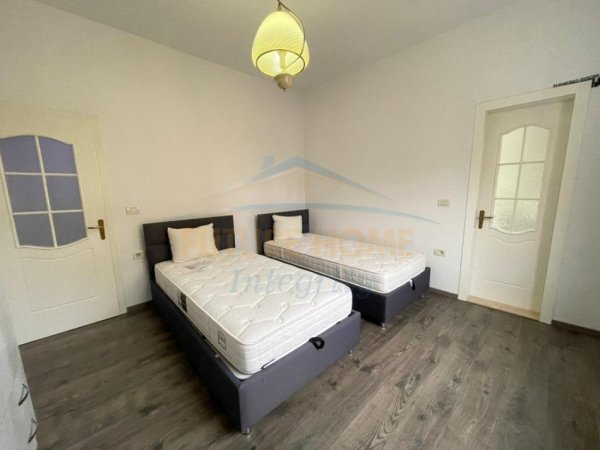 Tirane, jepet me qera apartament 2+1 Kati 6, 110 m² 600 € (Siri Kodra, Tiranë.)