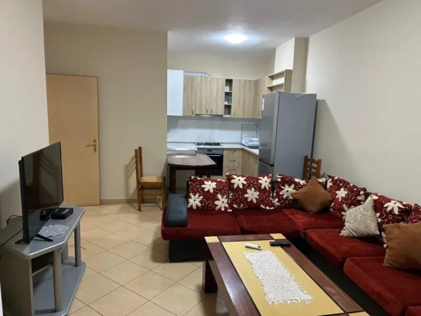 Tirane, jepet me qera apartament 1+1+Ballkon Kati 4, 67 m² 410 € (Astir)