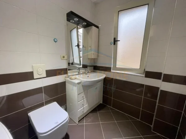 Tirane, jepet me qera apartament 2+1 Kati 6, 110 m² 600 € (Siri Kodra, Tiranë.)