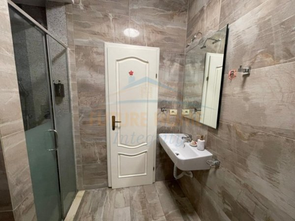 Tirane, jepet me qera apartament 2+1 Kati 6, 110 m² 600 € (Siri Kodra, Tiranë.)