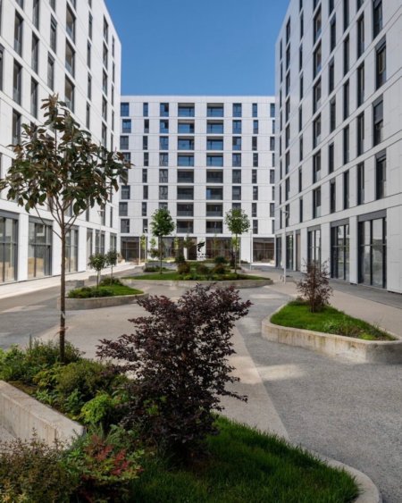 Tirane, jepet me qera ambjent biznesi Kati 1, 976 m² 14.640 € (LAPRAKE)